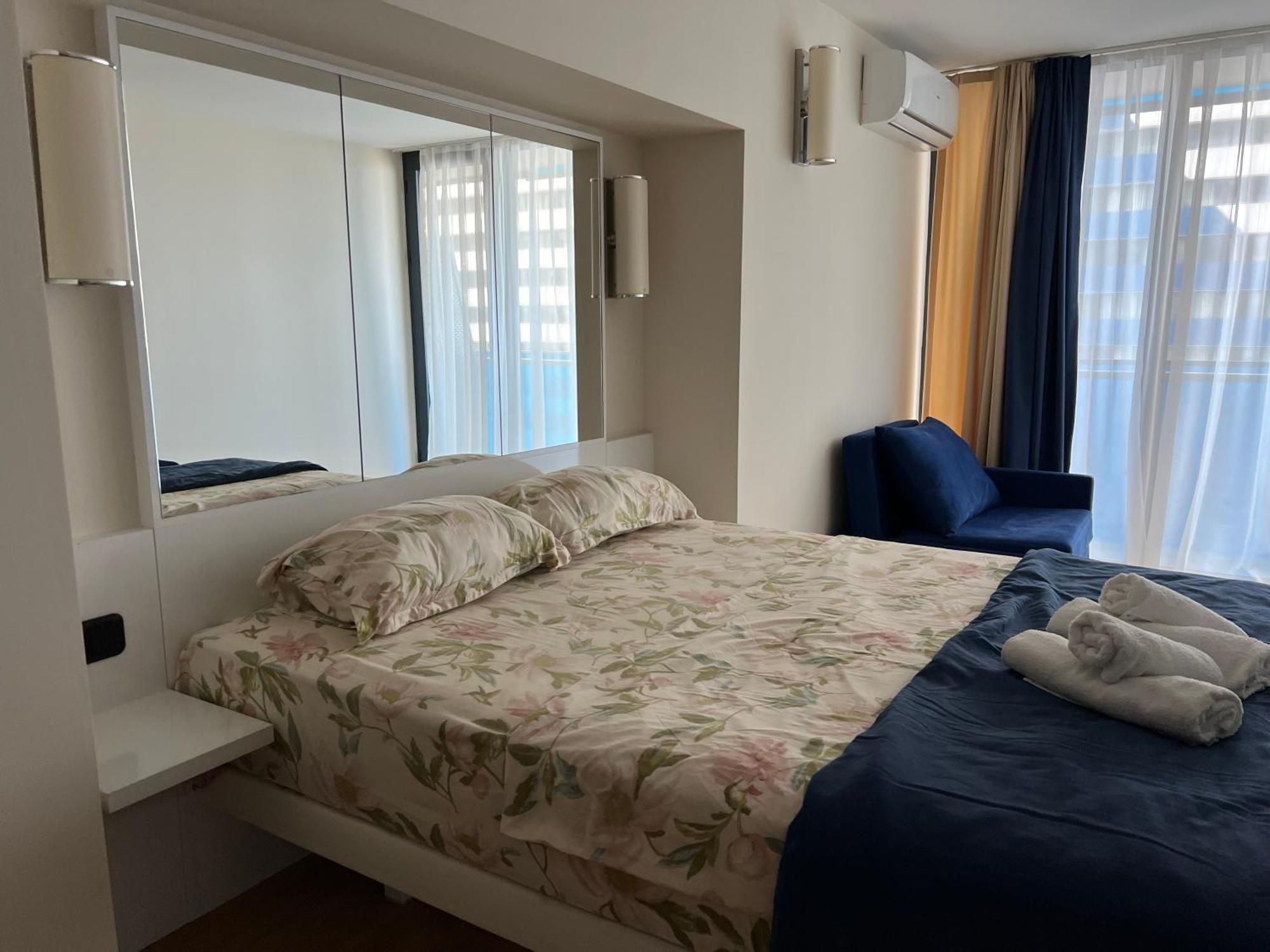 Panorama Black Sea View & Aparthotel Батуми Экстерьер фото