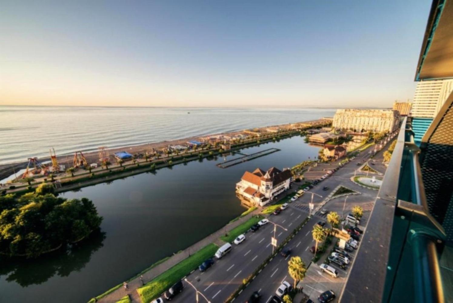 Panorama Black Sea View & Aparthotel Батуми Экстерьер фото